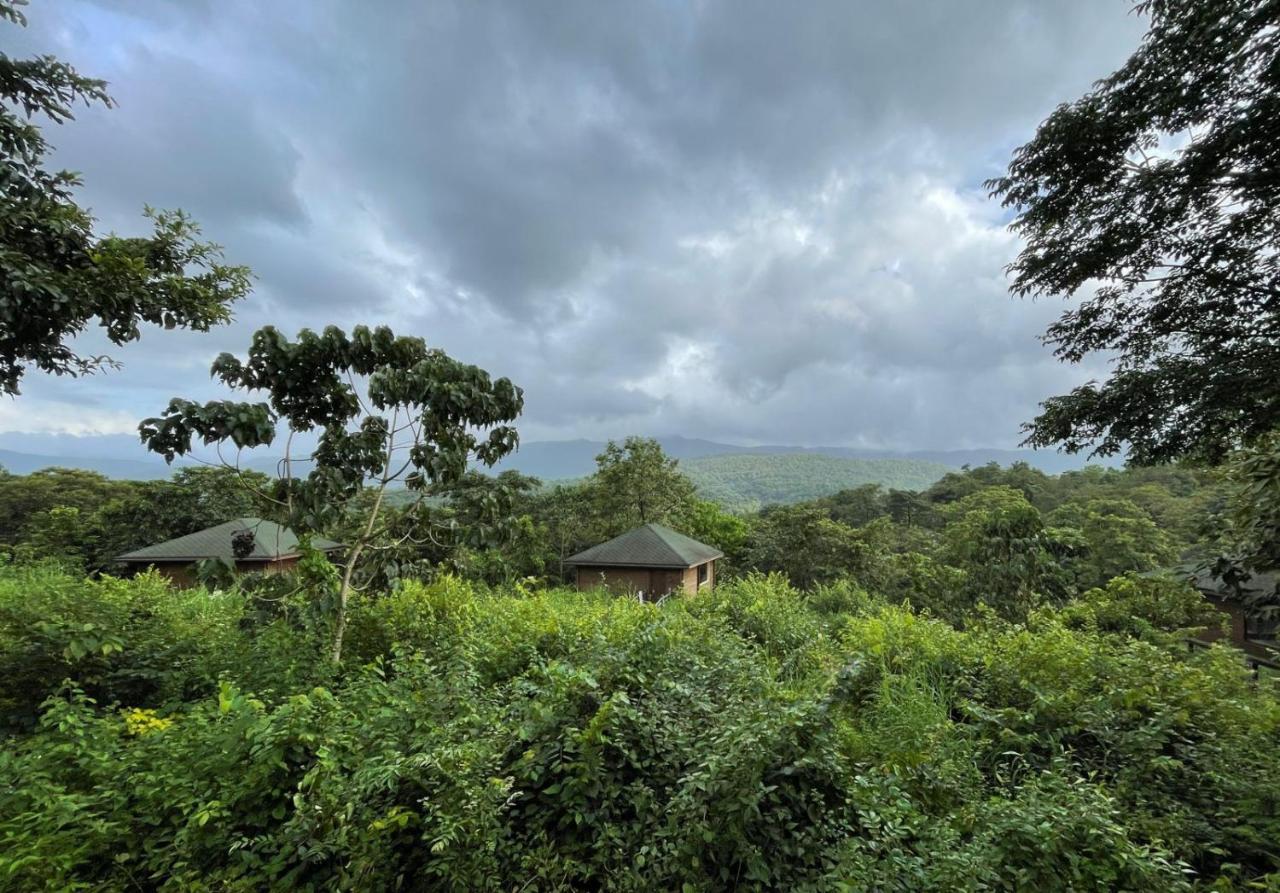 מלון Vichondrem The Postcard Hideaway, Netravali Wildlife Sanctuary, Goa מראה חיצוני תמונה